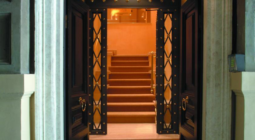 Colosseo Studio Suite Roma Exterior foto